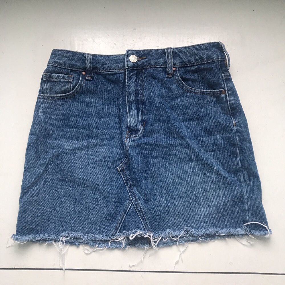 Pacsun Jean skirt only worn once 🦕 size 26
